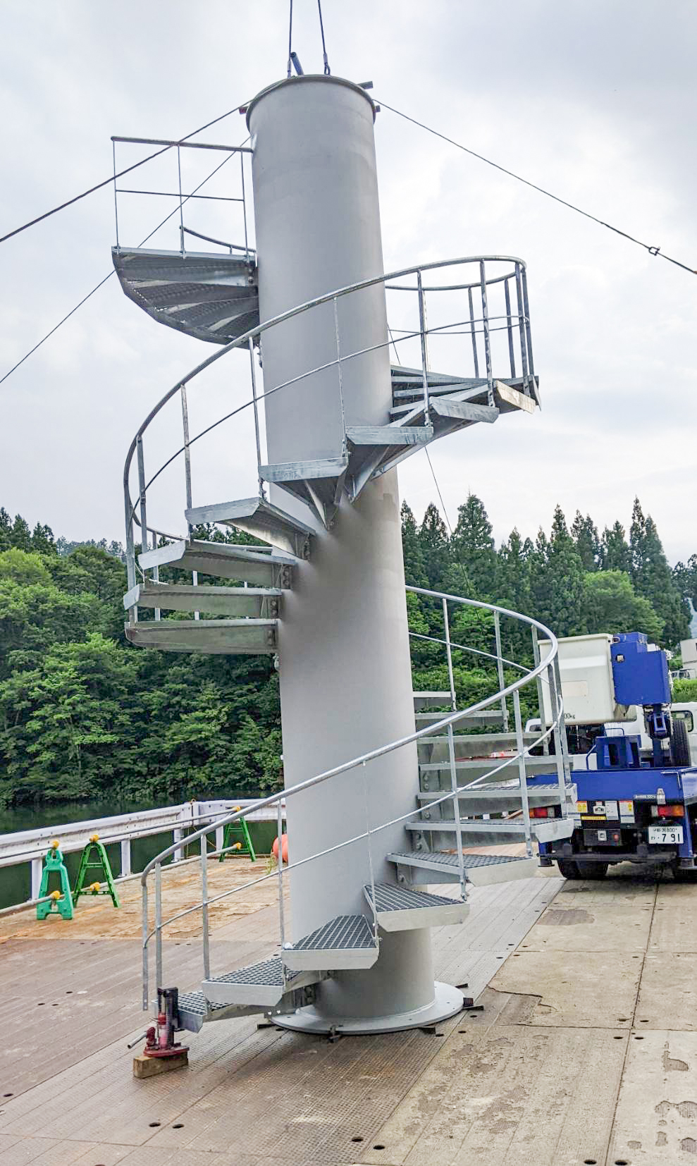 トップアバウト画像01